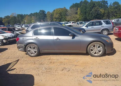 2013 Infiniti G37 Journey z USA, uszkodzony, nr VIN JN1CV6AP1DM716128